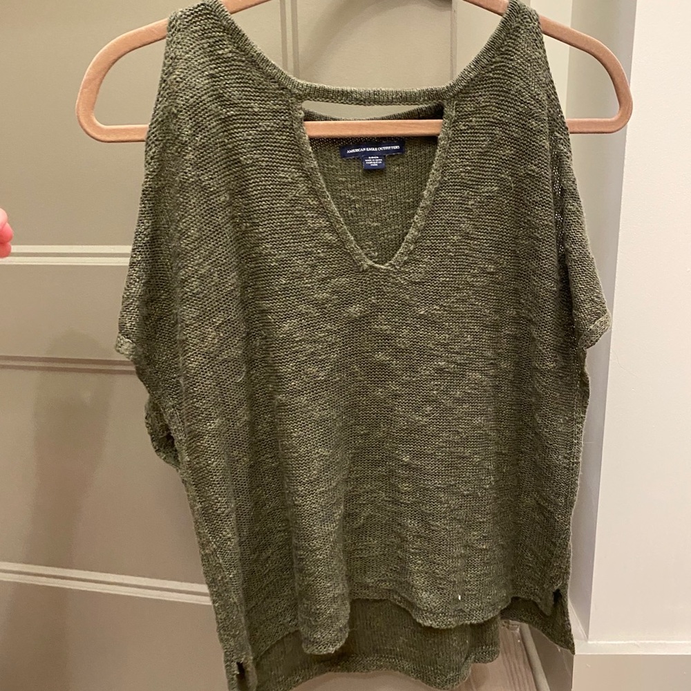 American Eagle Women’s Top olive green